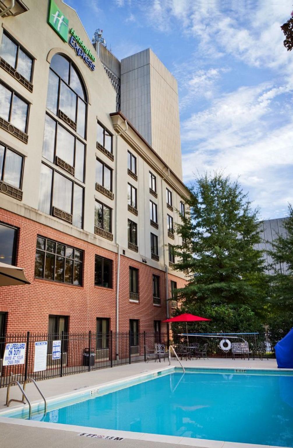 Holiday Inn Express & Suites Greenville-Downtown By Ihg Exterior foto